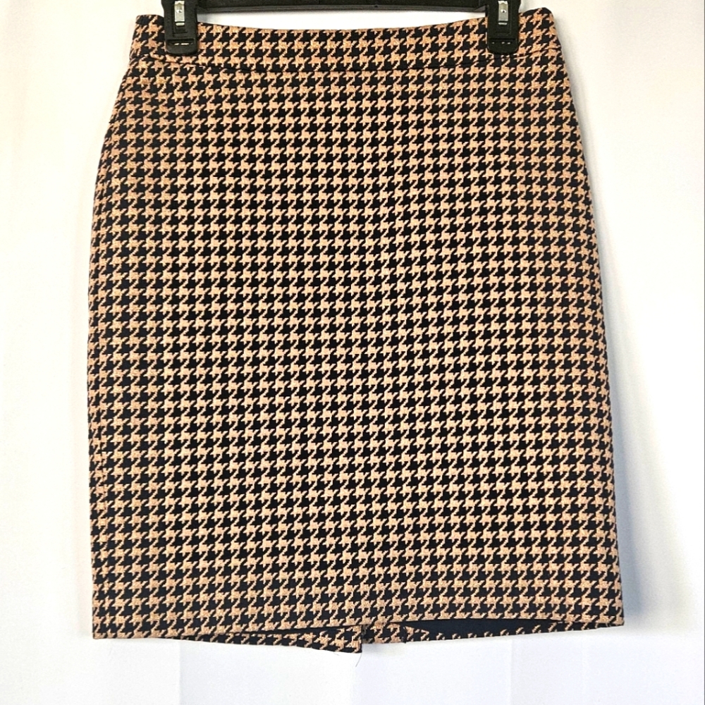 Ann Taylor houndstooth‎ gold and black skirt size 4P